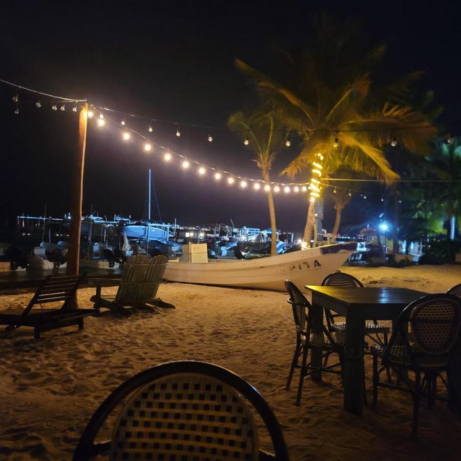 Ocean View Playa Del Nino Couette-café